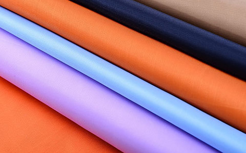 What are the Advantages of Taffeta Fabric?