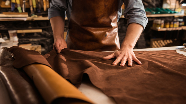 5  Benefits of PU Leather Fabric for Modern Design